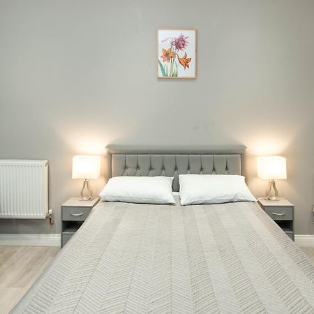 런던 Kensington Courtyard 아파트 외부 사진