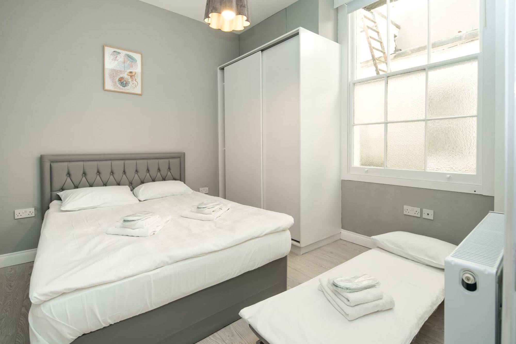 런던 Kensington Courtyard 아파트 외부 사진