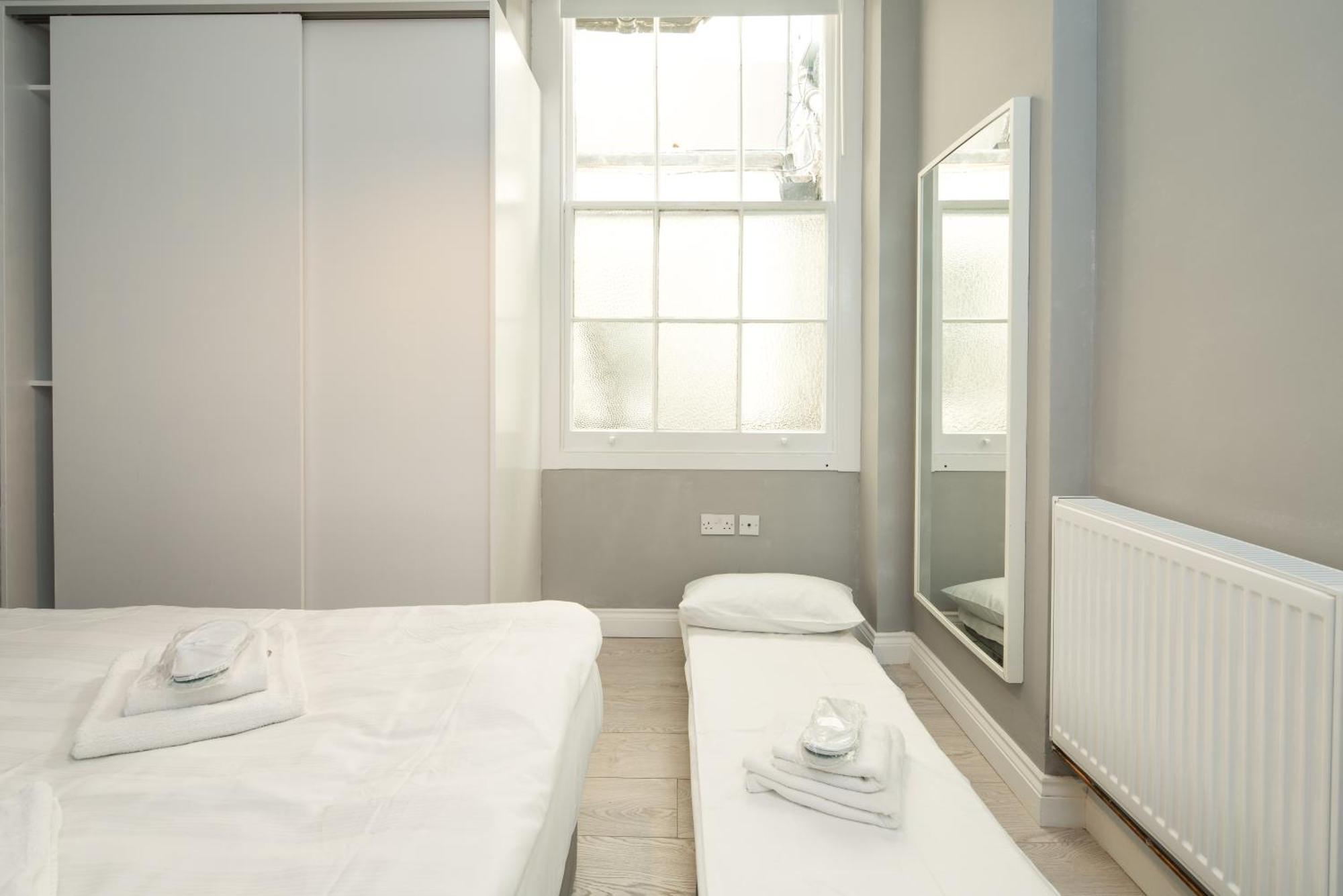 런던 Kensington Courtyard 아파트 외부 사진